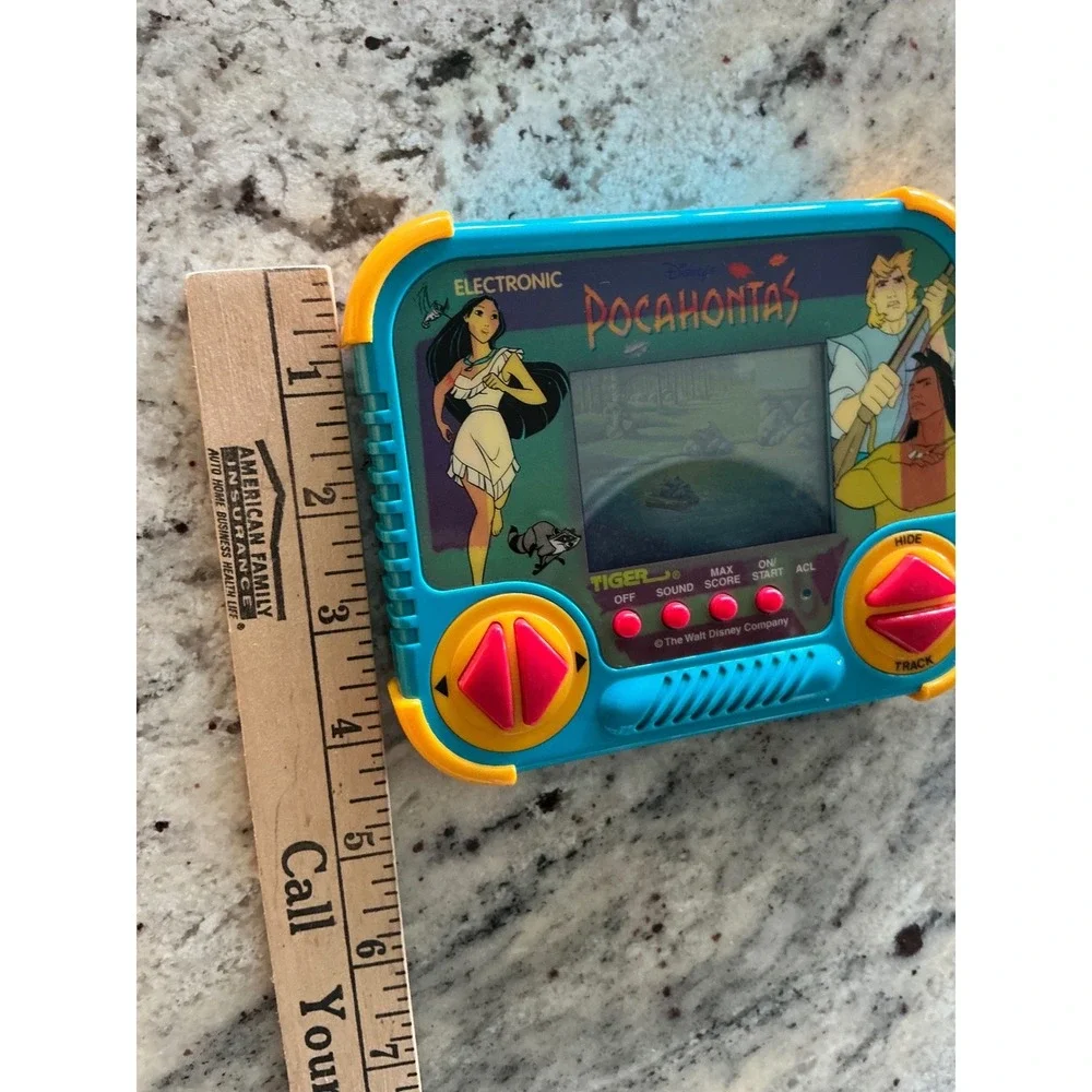 Tiger Vintage Pocahontas Handheld Electronic LCD Game Disney 1992 Retro Works
